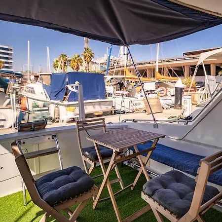 Botel Spacious And Charming Boat In Port Forum Sant Adria de Besos